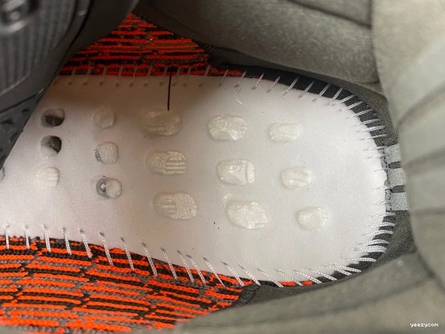 350 Boost Yeezy Carbon V2 HQ7045 Adidas Beluga 1016